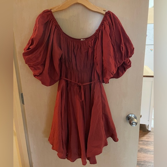 Altar'd State Dresses & Skirts - Altar’d State Burnt Red Puff Sleeve Dress